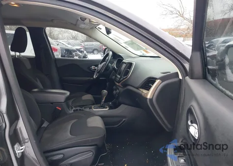 2014 Jeep Cherokee Latitude из США, поврежденный, VIN 1C4PJMCS1EW138201